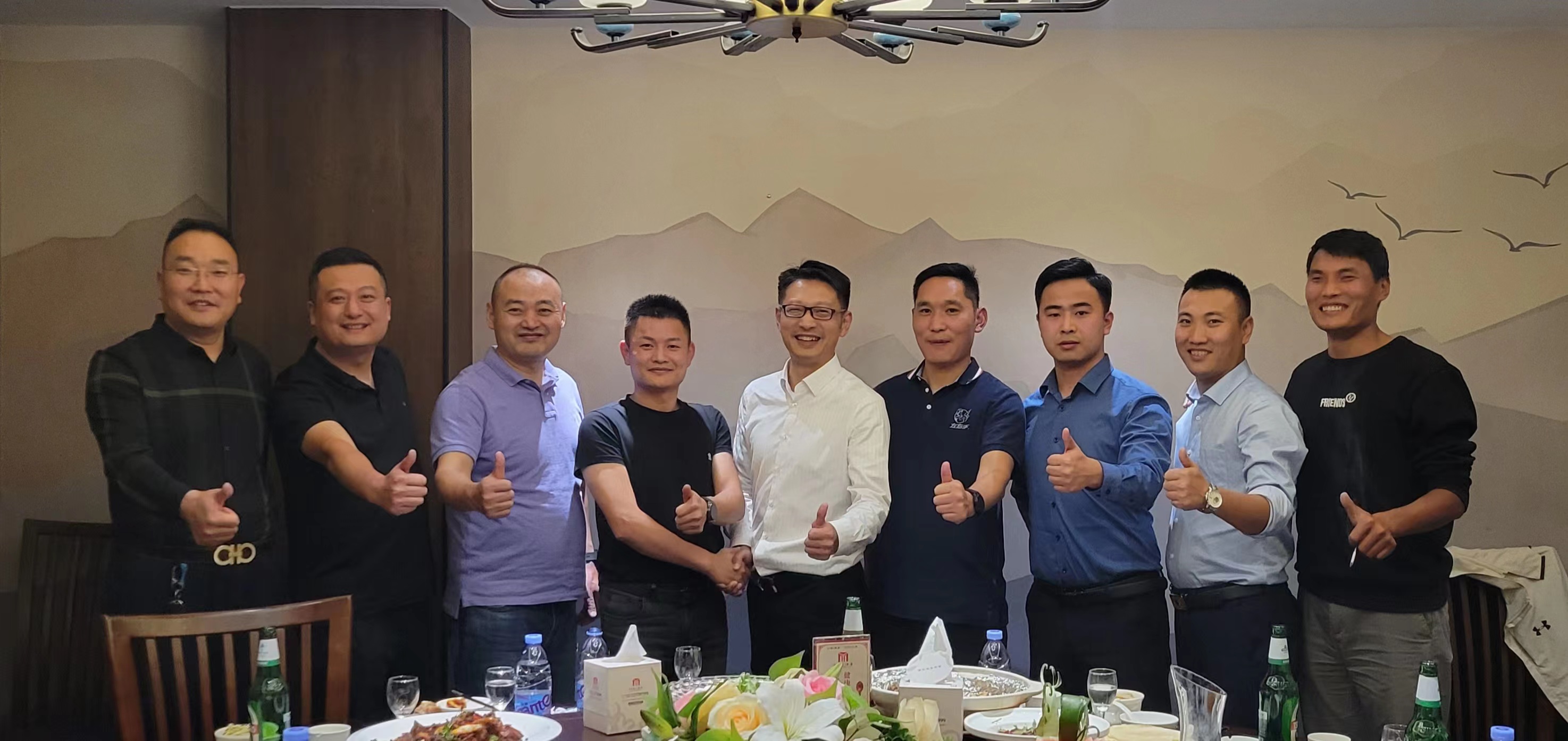 左右手的又一步奮進(jìn)，沖擊山東市場！